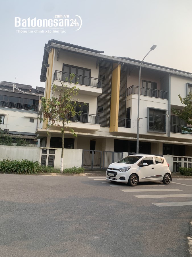 Cần bán lô góc 3 mặt tiền siêu đẹp rẻ tại VSIP Bắc Ninh
