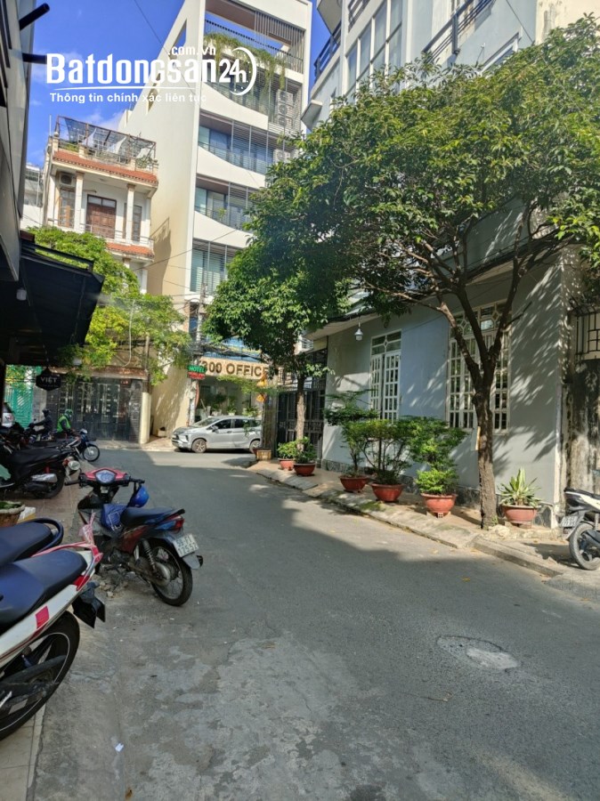 Bán nhà hẻm 8m sát Khu K300, Tân Bình, 4.5x18, 3 tầng, kinh doanh đỉnh, giá rẻ