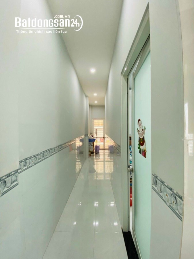Bán nhà lầu mới đẹp phường Quang Vinh, tp Biên Hoà. Đường oto. Giá chỉ 3,4 tỷ.