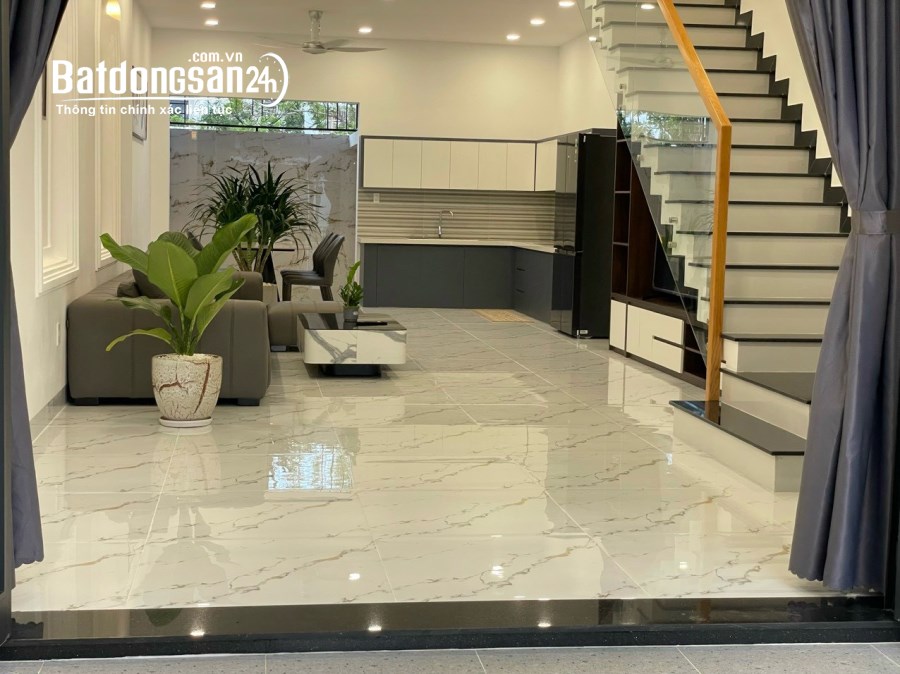 (HQ24) BÁN NHÀ 3 TẦNG MẶT TIỀN ĐƯỜNG SỐ 17 KĐT HÀ QUANG 2 