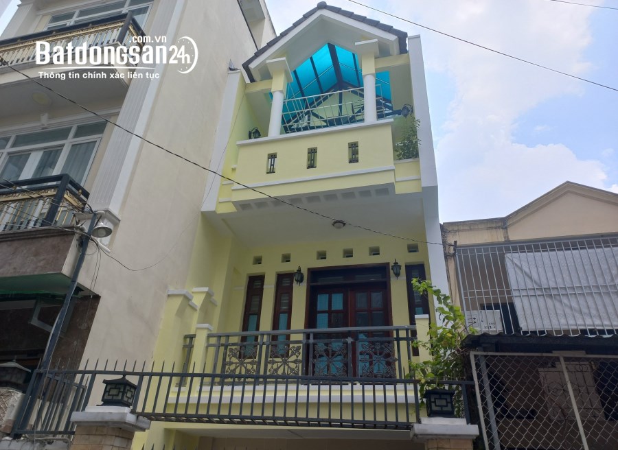 Nhà MT Võ Thành Trang Khu Bàu Cát, P.11 Tân Bình - (4 x 16m) – 10.3 Tỷ.