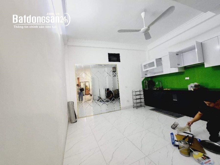 Bán nhà Nguyễn Hoàng, 45m2 x 5 tầng, ngõ rộng thoáng, mới đẹp, giá nhỉnh 5 tỷ