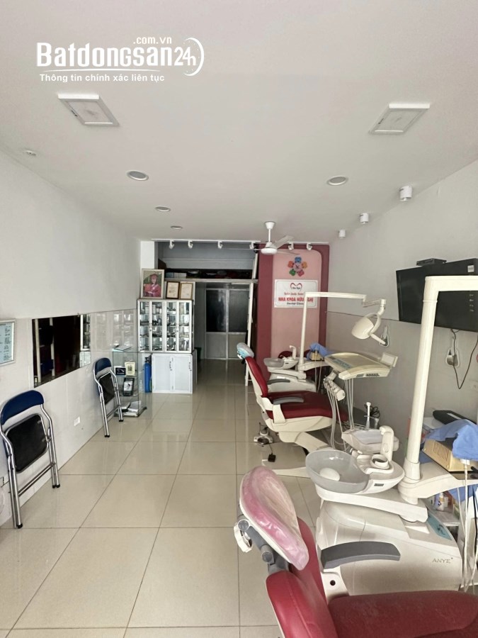 Bán nhà mặt phố Phố Giảng Võ, Phường Cát Linh, Quận Đống Đa