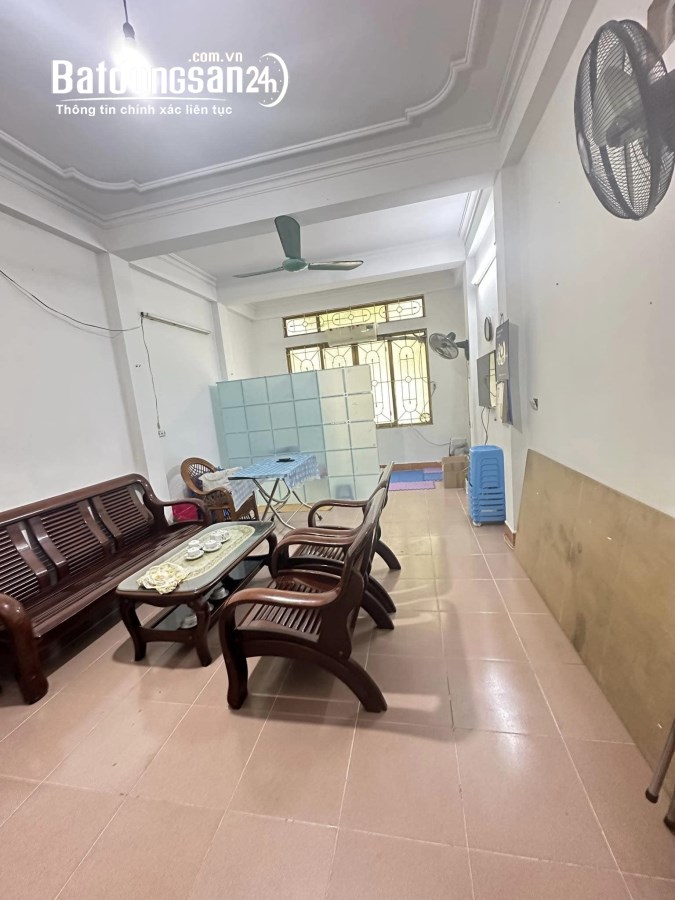 Bán nhà mặt phố Phố Giảng Võ, Phường Cát Linh, Quận Đống Đa