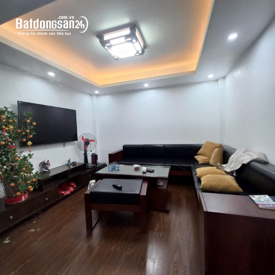 BÁN NHÀ KIẾN HƯNG HIỆN ĐẠI, TẶNG NỘI THẤT XỊN, NHỈNH 5 TỶ