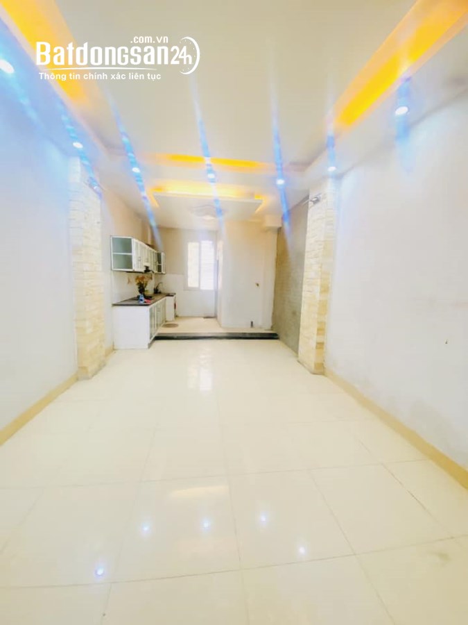 Bán căn hộ chung cư Phố Thái Thịnh, Phường Ngã Tư Sở, Quận Đống Đa