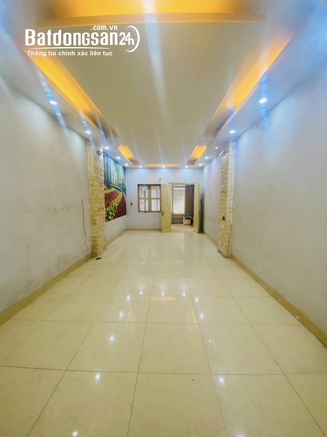 Bán căn hộ chung cư Phố Thái Thịnh, Phường Ngã Tư Sở, Quận Đống Đa