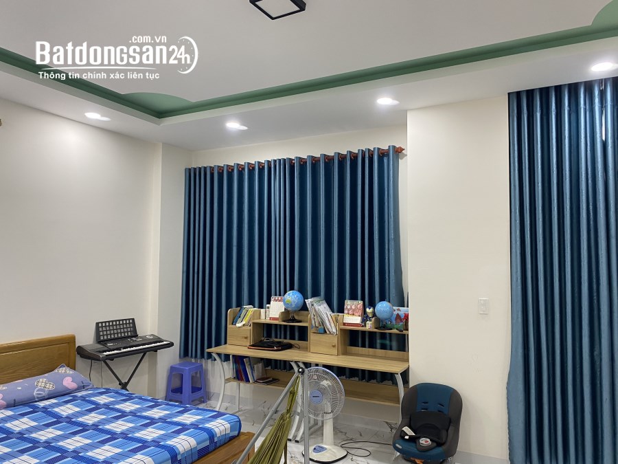  Bán nhà đẹp 1 trệt 3 lầu KDC phường Bửu Hòa, TP.Biên Hòa. Dt 6x19m. Giá chỉ 5,5 tỷ.