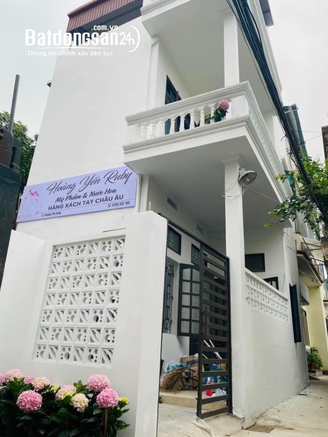 Bán nhà 3 tầng lô góc đẹp gần công viên Bạch Đằng, TP HD, 61.5m2, đường ô tô, giá tốt