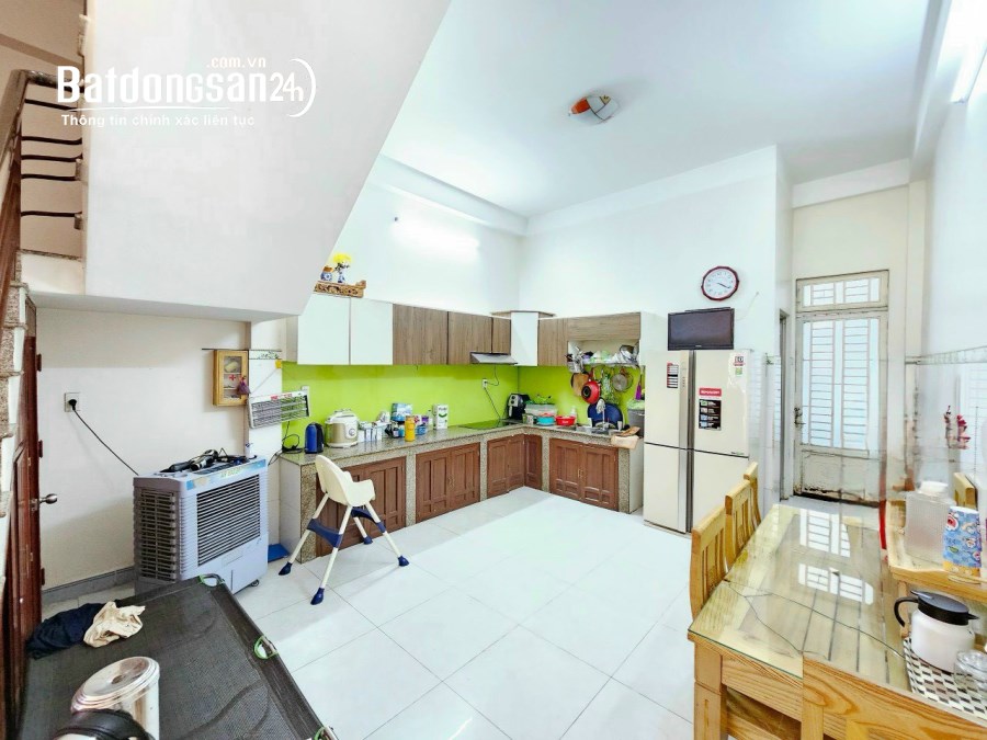  Bán nhà 1trệt 2lầu KDC Đinh Thuận, p.Tân Hiệp. Giá chỉ 4,7 tỷ còn tl.
