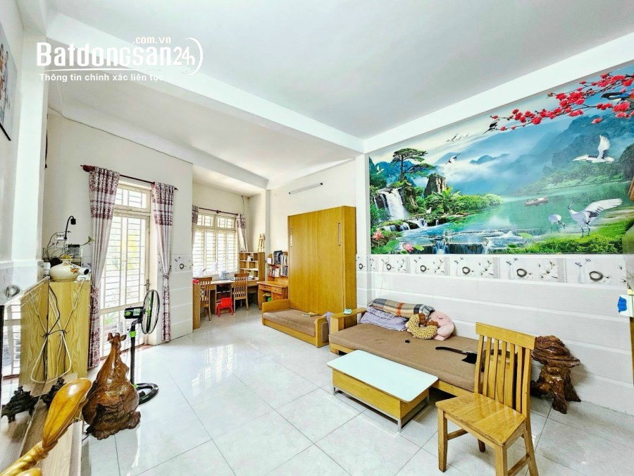  Bán nhà 1trệt 2lầu KDC Đinh Thuận, p.Tân Hiệp. Giá chỉ 4,7 tỷ còn tl.