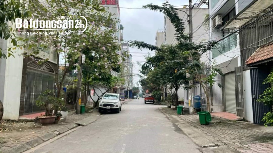 Bán đất 67.5m2, phân lô, ô tô tránh, kinh doanh, ngay đường 32 và đường 3.5 lh 0382.7