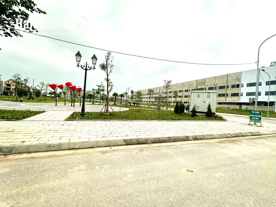vị trí Đẹp giáp mặt đường Lý Nam Đế, nút giao với đường Vành đai 5 Phổ Yên, Bắc Giang