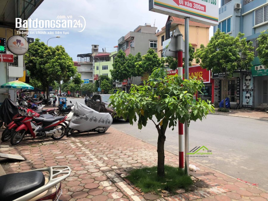 Trung tâm Trâu Quỳ -Lô góc 72m2 TDP Thành Trung 2 đường 13m mt18m.0982852808