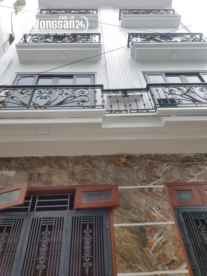 NHỈNH 4TỶ 33M2 X 4TẦNG HỒ BA MẪU_1 NGOẶT RA PHỐ_40M RA Ô TÔ_3 THOÁNG SÁNG.