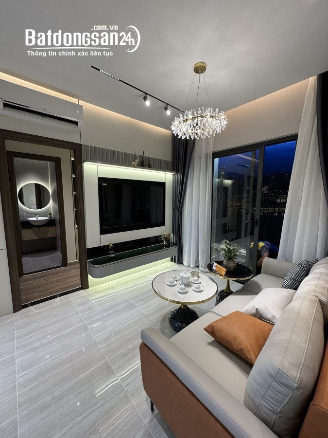 Căn hộ Bcons City Tòa tháp gắn kết giữa, Trung tâm thương mai và căn hộ