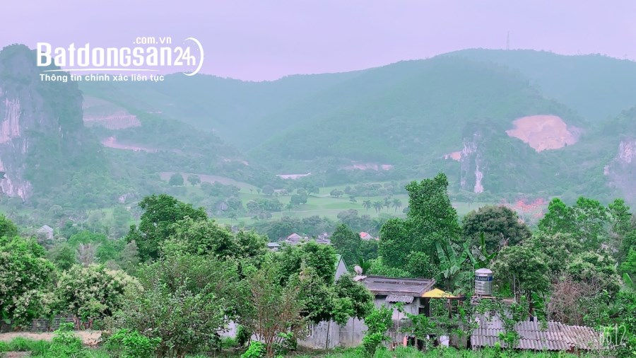 BÁN GẤP LÔ ĐẤT CÓ DT 4000m2 ( 350m2 ONT) VIEW NHÌN TOÀN BỘ RA SÂN GOLF PHƯỢNG HOÀNG