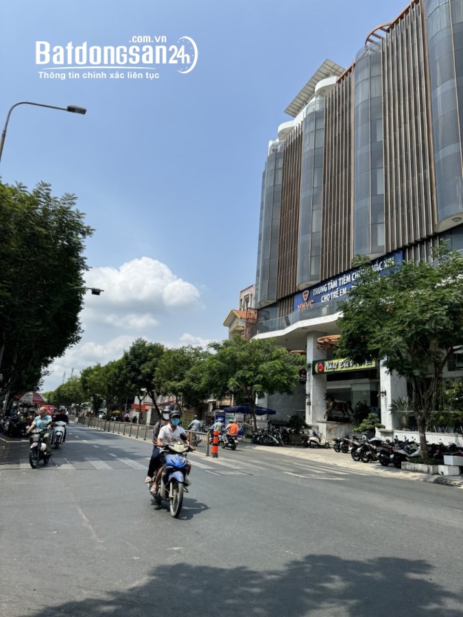 💥🆘🏠 Ngộp nặng,Gấp bán, P.11, Q6, 37m2, 2 tầng, nở hậu, 40m ra hẽm XT, Chỉ 3 tỷ xíu