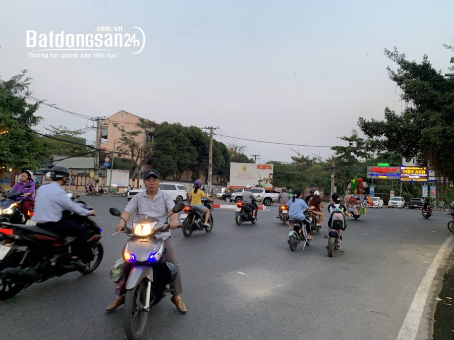 Nhà mặt tiền đẹp,đường số 12,Tam Bình,ngay cầu vượt Gò Dưa 88m2 4tầng 8.5tỷ.
