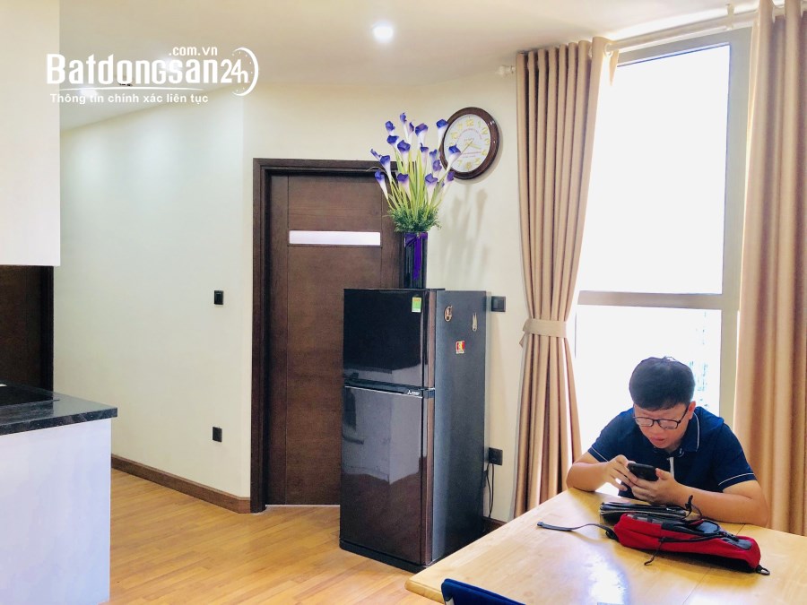 cho thuê chung cư Home City Trung Kính, 70m 2 phòng ngủ đủ đồ