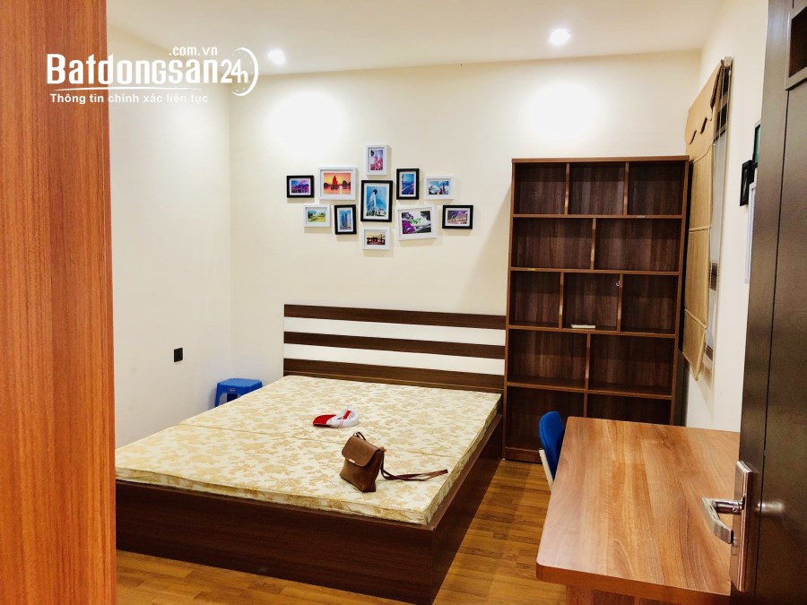 cho thuê chung cư Home City Trung Kính, 70m 2 phòng ngủ đủ đồ