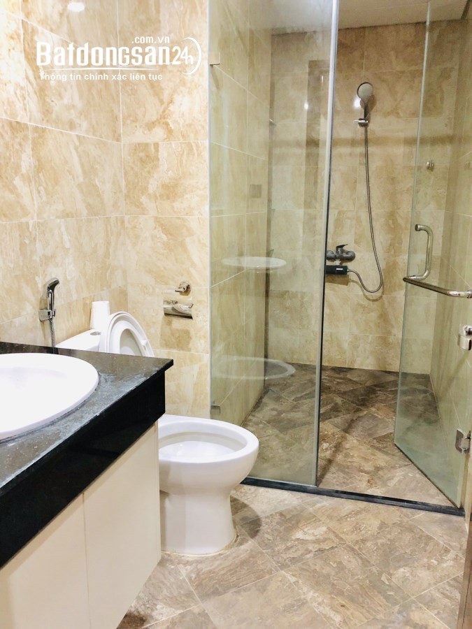 cho thuê chung cư Home City Trung Kính, 70m 2 phòng ngủ đủ đồ