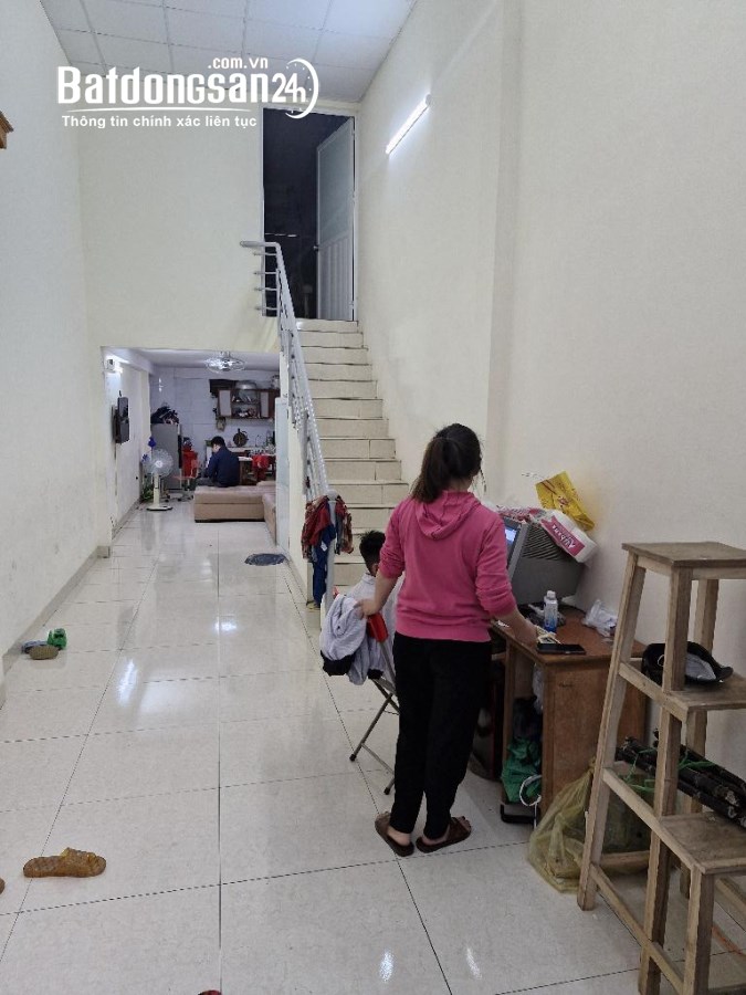 B.á.n đất tặng nhà. #Hà_Đông, Cần tiền bán gấp, nhà đẹp, ở ngay