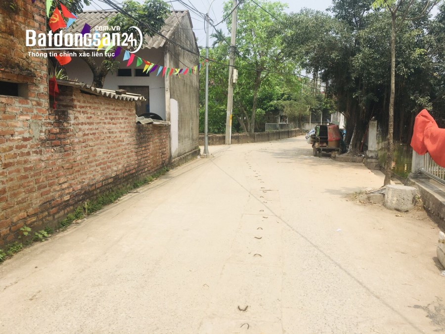 Bán Lô Góc 2 mặt hồ, đường ô tô tránh. LH: 0966.929.661