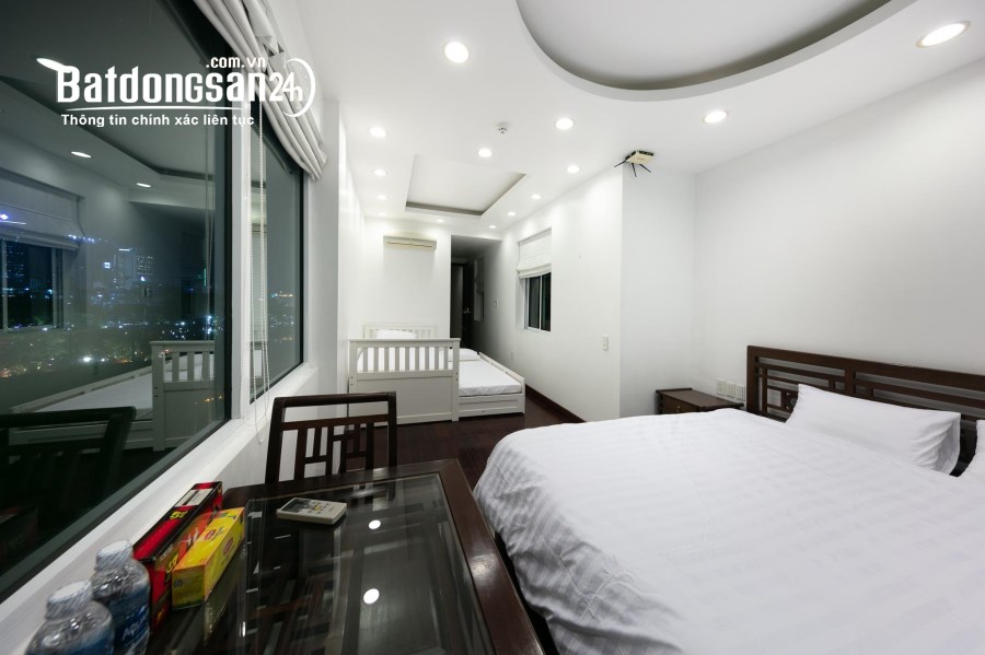 65 Tỷ Khách Sạn 10 Tầng Nhìn Thẳng Hồ Gươm Hàng Hành  – Một Bước Ra Hồ Hàm Cá Mập