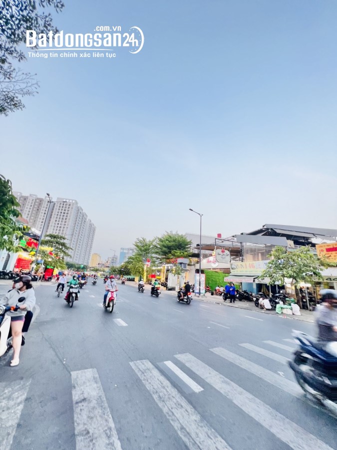 BÁN NHÀ MẶT TIỀN NGAY TÔ HIỆU, TÂN PHÚ - 106M2 - KHÔNG QUY HOẠCH - CHỈ HƠN 8 TỈ.
