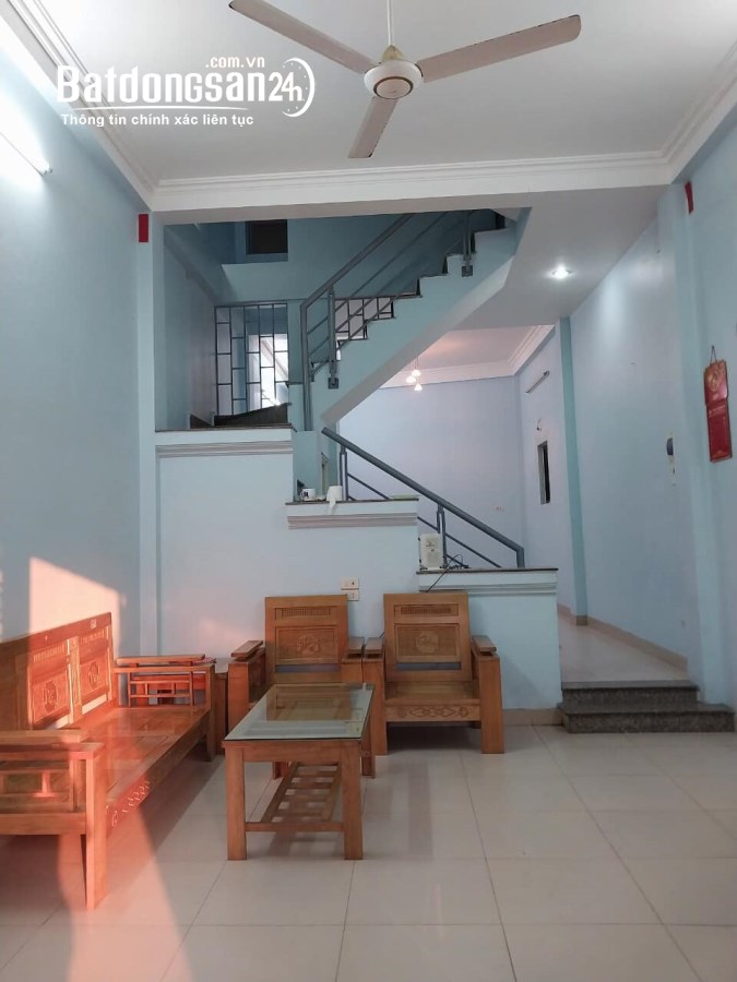 Bán nhà 2.5 tầng ngõ phố Đức Minh, TP HD, 52.1m2, mt 4m, 2 ngủ, đường oto tránh nhau