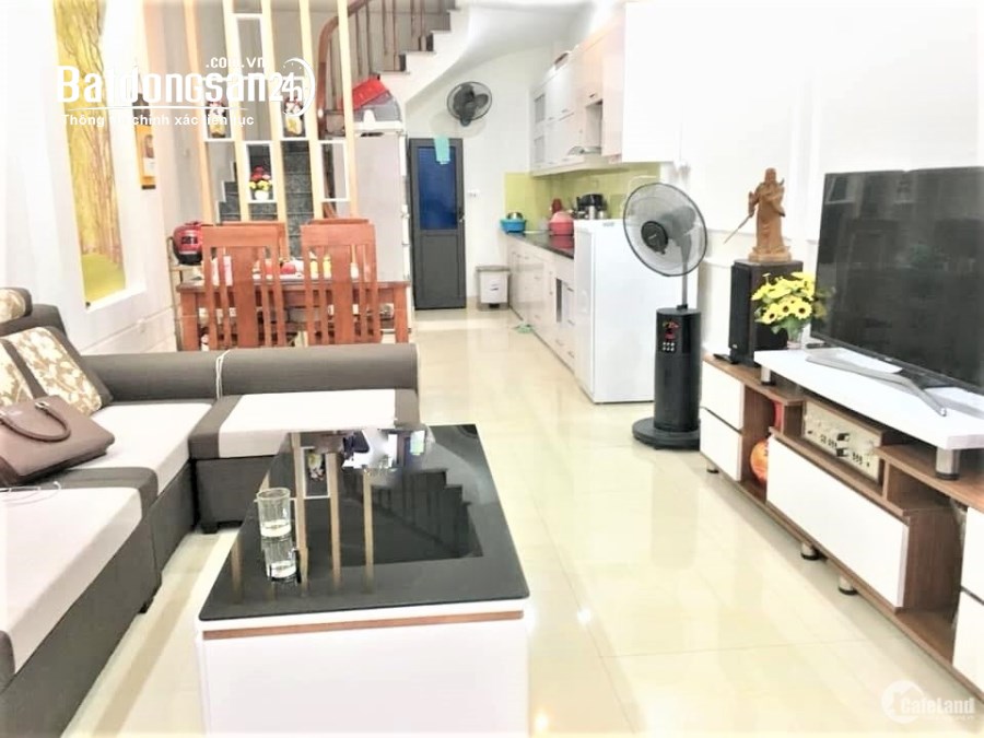 Bán nhà Đường Hồ Văn Chương, Phường Ô Chợ Dừa, Quận Đống Đa
