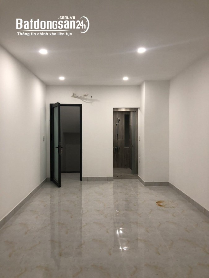 Hiếm lắm mới có 1 căn 6.5 tỷ - MT đường 1 trục Lê Quang Định bên đh Công Nghiệp