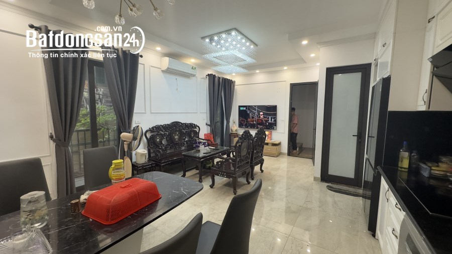 Mặt phố Kim Hoa, Đống Đa-Căn góc 45m2 x 5 tầng thang máy, MT 5,1m. Mặt phố KD;15,8 tỷ