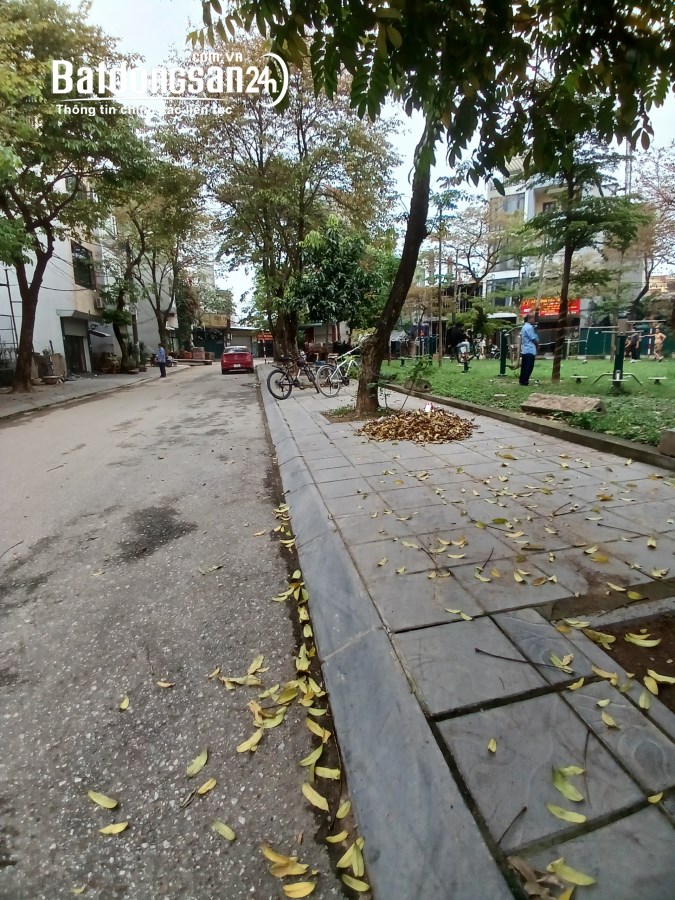 Bán đất TĐC phường Thạch Bàn quận Long Biên. Diện tích 40m2 giá 7 tỷ.