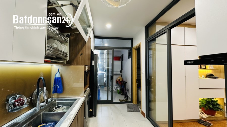 Chỉ 9 tỷ bán căn hộ 150m2 4PN đẹp nhất ngoại giao đoàn tầng 24 view vip nhất