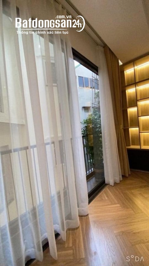 Nhà Đẹp Quán Thánh 45M2 5 Tầng MT 4.5M 13.2 Tỷ-Lắp Được Thang Máy - Ngõ Đẹp 