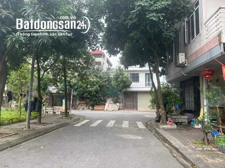 Bán nhà mặt phố Đường Đức Giang, Phường Đức Giang, Quận Long Biên