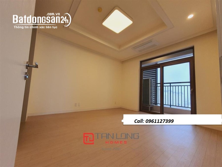 Bán căn hộ chung cư cao cấp Starlake Tây Hồ căn góc tòa 903 tầng trung 110m 3PN đồ cơ