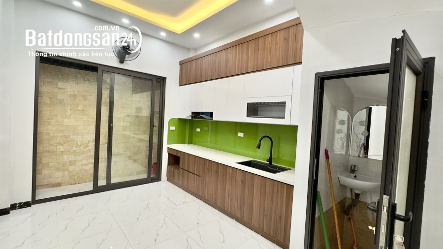 Bán nhà Đặng Xuân Bảng, Hoàng Mai - 39m2 x 4 tầng ngõ 3m ngay gần mặt phố - SĐCC