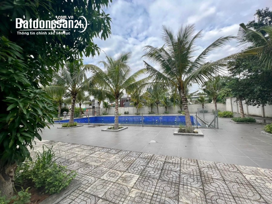   Cần bán biệt thự nhà phố, mặt tiền đường 12m, An Phú Đông, Q12. DT 200m2 1 trệt 2 l