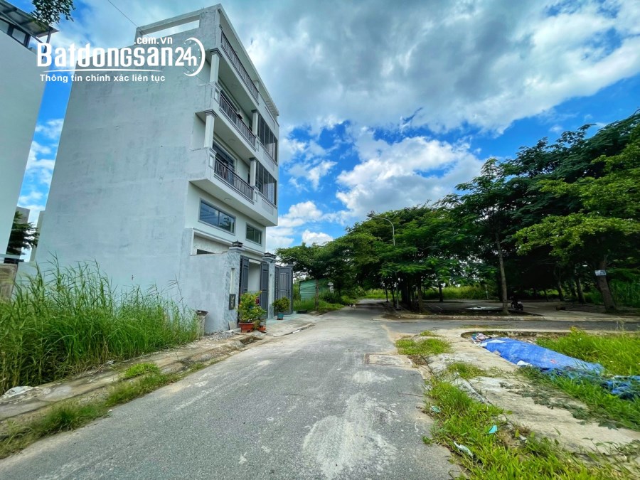 BÁN ĐẤT 109M2, LÔ F12, KHU DÂN CƯ RẠCH TÔM, ĐẤT LÊ VĂN LƯƠNG, 4.5 TỶ
