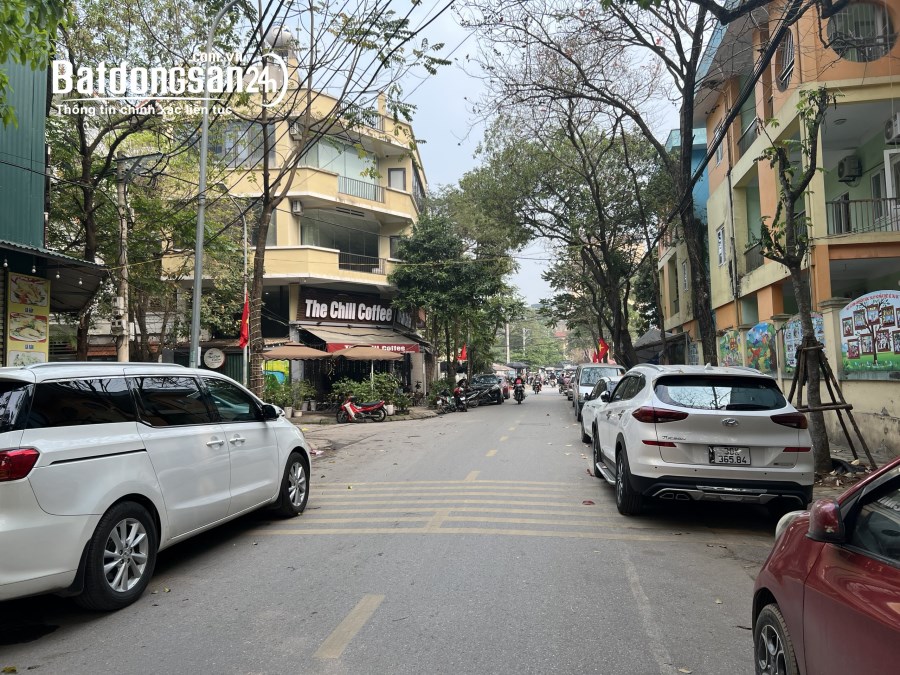 Bán nhà mặt phố Đường Đỗ Nhuận 125 m2,mt 8,4m 5 t đường 3 ô tô giá 30 tỷ