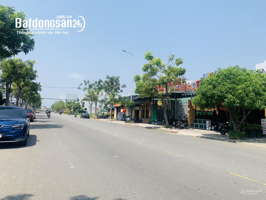 Trung tâm Trâu Quỳ, bán đất biệt thự 210m2 khu 31ha đường 13m, sầm uất .0982852808