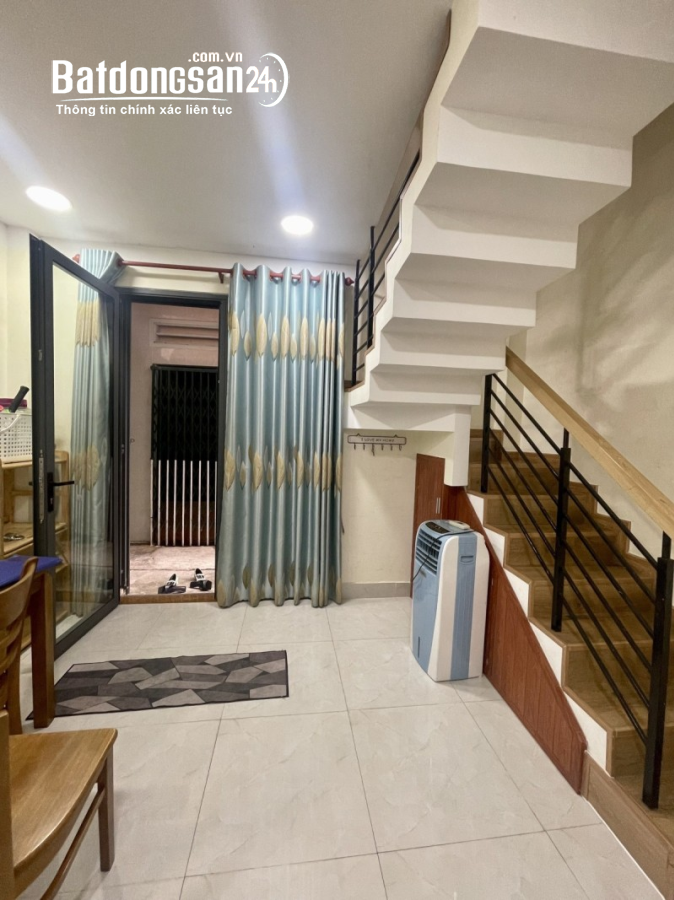 HẺM 3 GÁC, TRẦN VĂN QUANG, F10, TÂN BÌNH, 05 TẦNG, MỚI TOANH, 20M2, 3.4 TỶ, TẶNG NỘI 