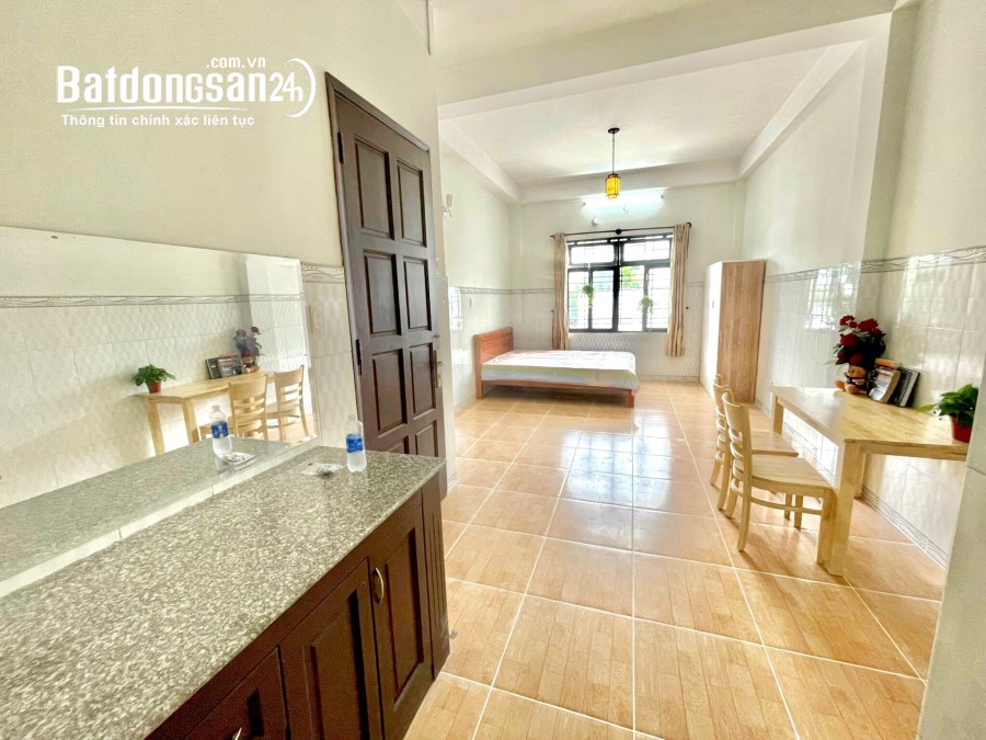 STUDIO ngay CHỢ TÂN HƯƠNG - FULL NỘI THẤT - ban công riêng - 45m2