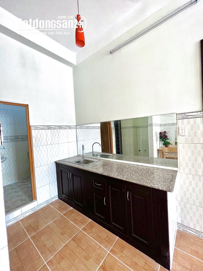 STUDIO ngay CHỢ TÂN HƯƠNG - FULL NỘI THẤT - ban công riêng - 45m2