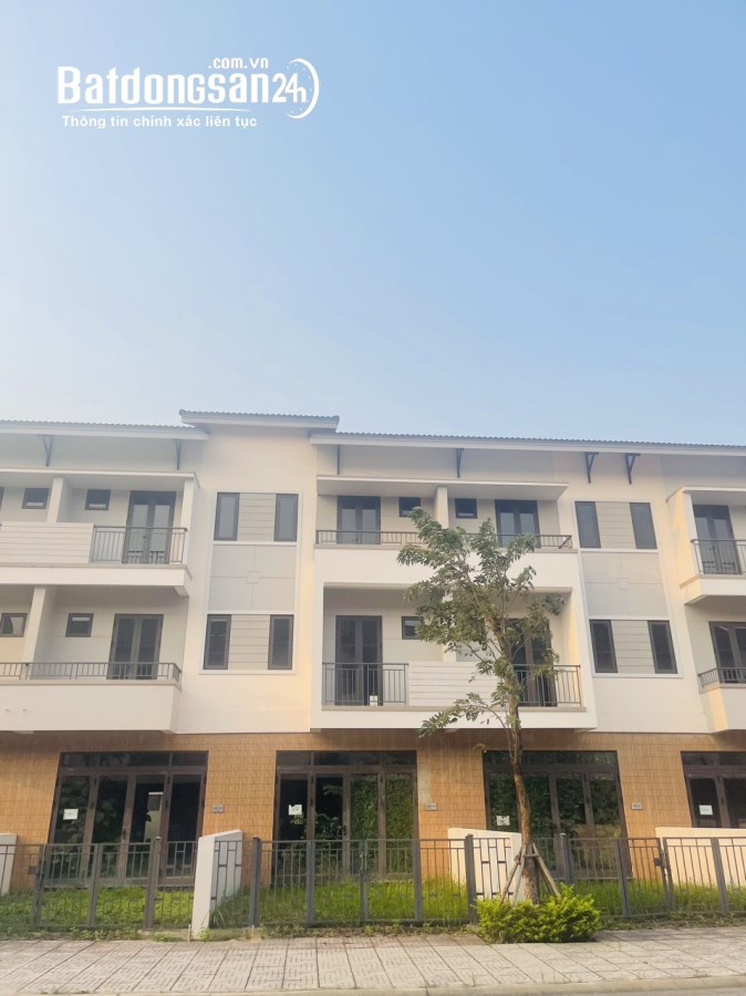Cần ra gấp căn shophouse diện tích 120m2 Centa Riverside Từ Sơn - Bắc Ninh cắt lỗ 30%