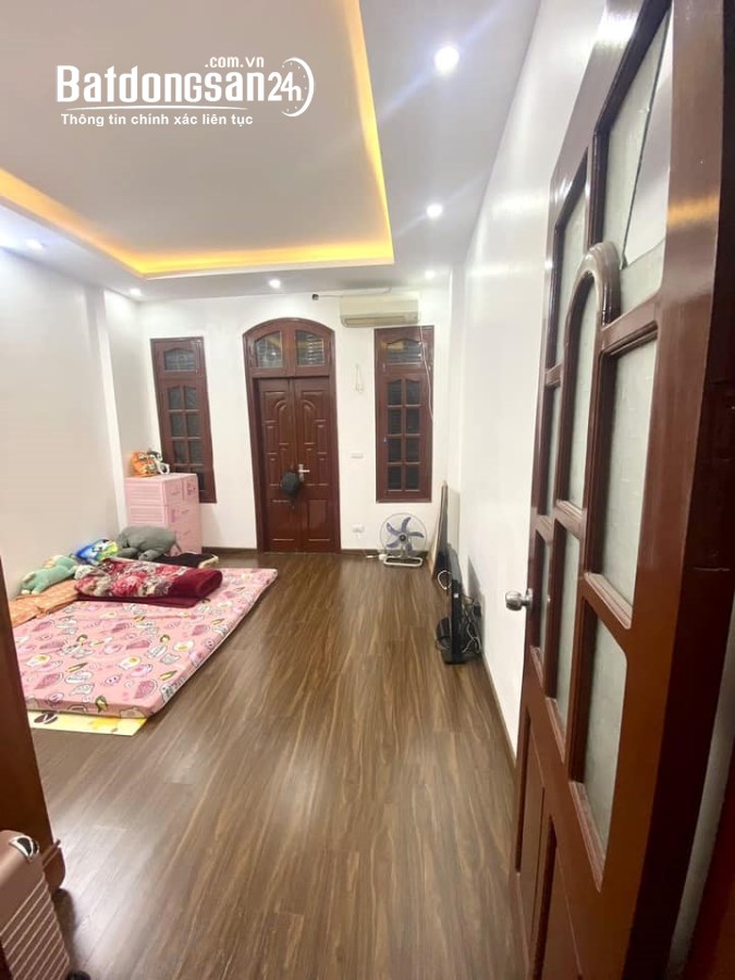 Bán nhà Trương Công Giai, Cầu Giấy, Gần phố, An sinh tốt, Nhà đẹp, 60m2x4tầng
