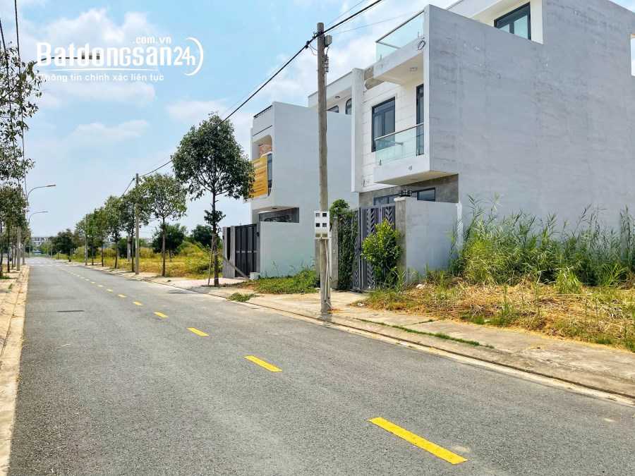 BÁN ĐẤT ĐƯỜNG SỐ 10, 129M2, KHU SAIGON VILLGAE, LONG HẬU, GIÁ 4.6 TỶ